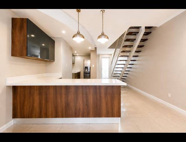 2 BEDROOM PROPERTY TO RENT IN MENLO PARK